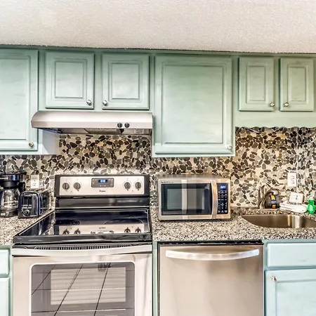 Gulf Shores Surf & Raquet Club Condos